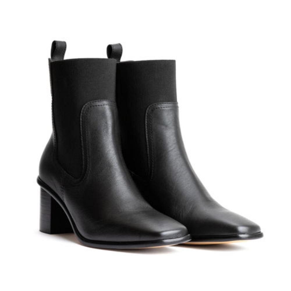 Portland Leather Vero Chelsea Boot, Size 10